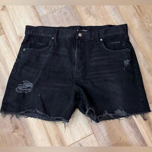 Women's Old Navy High-Waisted Slouchy Straight Cut-Off Black Jean Shorts Size 14
